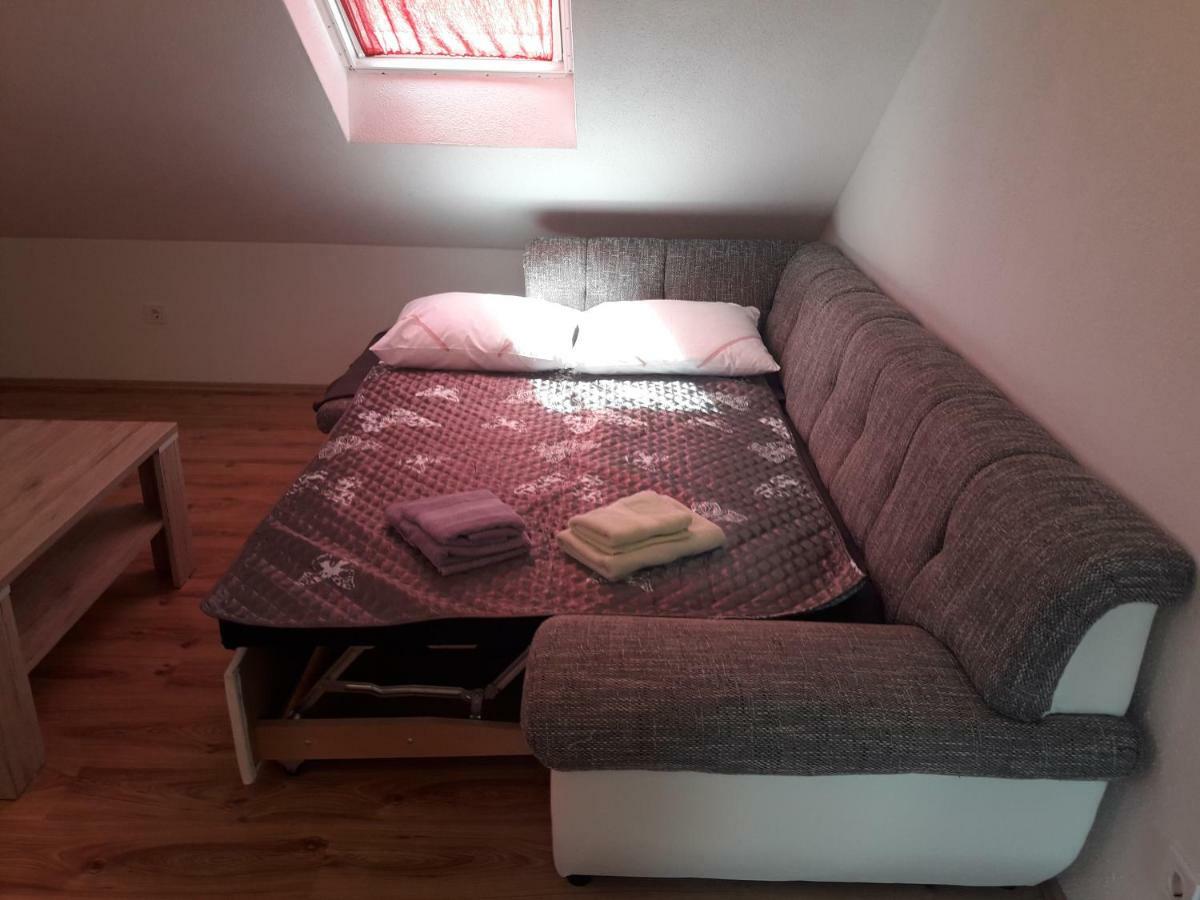 Apartmani Timon Bol Exteriér fotografie